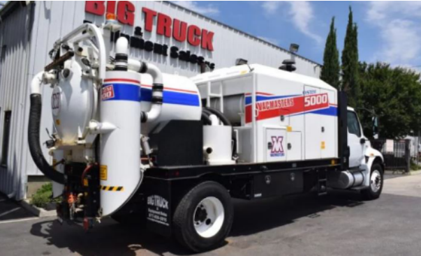 White vacuum Truck